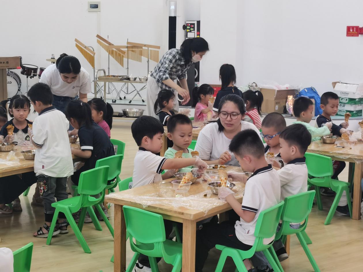 丰顺县中小学食品安全系列活动之食育活动在丰顺县实验小学附属幼儿园开展.docx_5